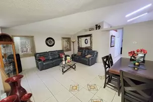 1946 Excalibur Dr, Orlando, FL 32822 - Photo 5