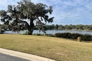 425 W Blue Water Edge Dr, Eustis, FL 32736 - Photo 1