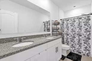 110 Reena Dr, Daytona Beach, FL 32117 - Photo 15