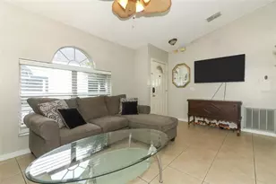 519 Beasley Ct, Orlando, FL 32807 - Photo 5