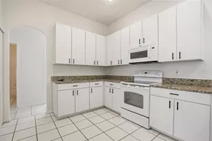 4004 Water Park Ct, Riverview, FL 33578 - Photo 9