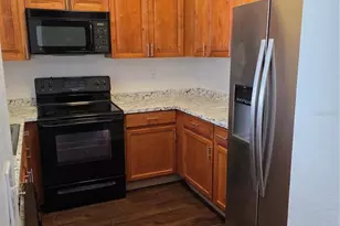 2648 Robert Trent Jones Dr, Orlando, FL 32835 - Photo 7