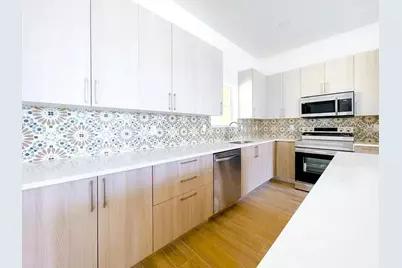 15633 Lakeland Circle, Port Charlotte, FL 33981 - Photo 7