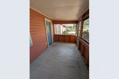 1734 Newark Street S, Saint Petersburg, FL 33711 - Photo 3