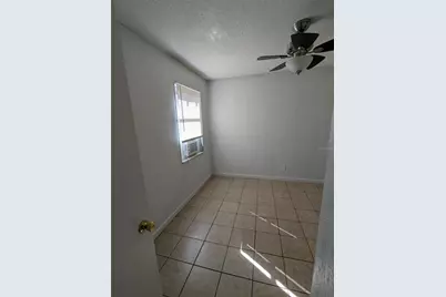 1734 Newark Street S, Saint Petersburg, FL 33711 - Photo 9