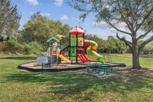 1045 Lake Berkley Dr E, Kissimmee, FL 34746 - Photo 25