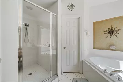 1045 Lake Berkley Drive E, Kissimmee, FL 34746 - Photo 13