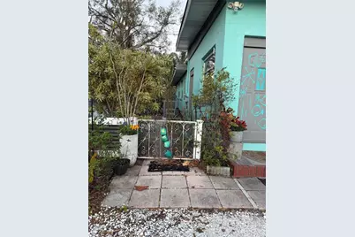 5706 17th Avenue S, Gulfport, FL 33707 - Photo 3