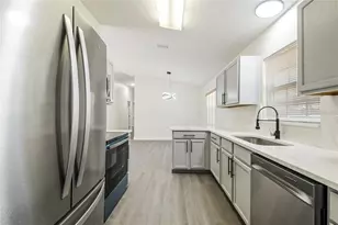 109 N Faulkner Ave, Leesburg, FL 34748 - Photo 13