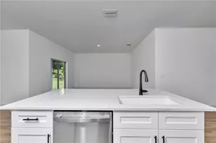 78 Fairway Cir, Umatilla, FL 32784 - Photo 11
