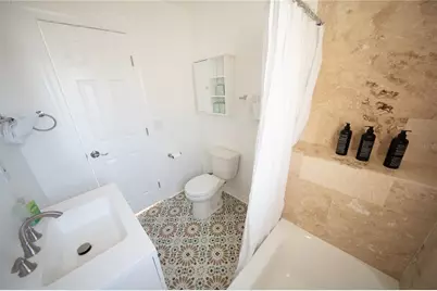 130 177th Ter W, Redington Shores, FL 33708 - Photo 13