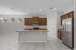 405 E Freesia Ct, Deland, FL 32724 - Photo 7