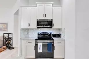 4892 Beach Blvd, Orlando, FL 32803 - Photo 13