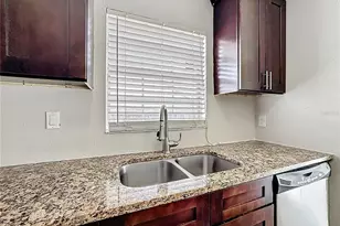 6582 Meritmoor Cir, Orlando, FL 32818 - Photo 7