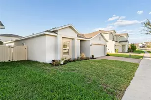 687 Campo Ln, Davenport, FL 33837 - Photo 3