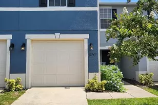 12747 Somerset Oaks St, Orlando, FL 32828 - Photo 1