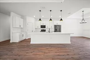 1314 Fayetteville Dr, Spring Hill, FL 34609 - Photo 17