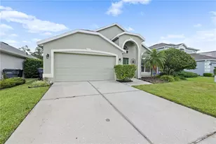 422 Troon Cir, Davenport, FL 33897 - Photo 3