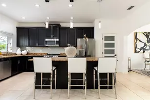 1748 Waterside Oaks Dr, Orange City, FL 32763 - Photo 9