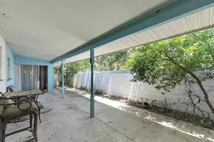 2695 S East Ave, Sarasota, FL 34239 - Photo 25