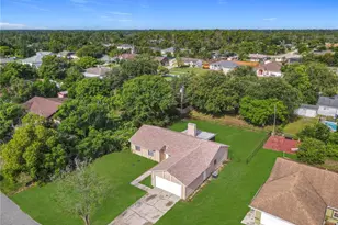 745 Mentmore Cir, Deltona, FL 32738 - Photo 3