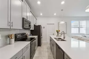 11473 Listening Dr, Orlando, FL 32832 - Photo 9