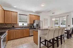 10484 Eastpark Lake Dr, Orlando, FL 32832 - Photo 5