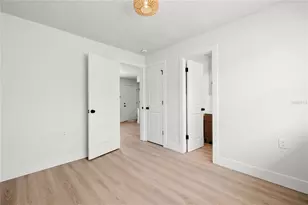 13388 1st St E, Madeira Beach, FL 33708 - Photo 15