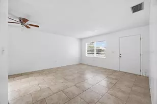 2218 Brandy Pl, Lakeland, FL 33801 - Photo 9