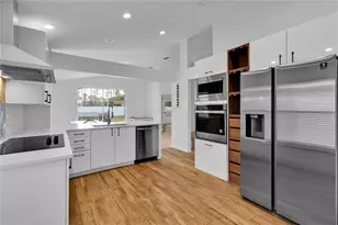 928 Troon Cir, Davenport, FL 33897 - Photo 3
