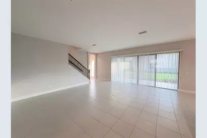 11277 Rustic Timber Loop, San Antonio, FL 33576 - Photo 9