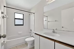 9823 Balmoral Cir, Orlando, FL 32817 - Photo 27