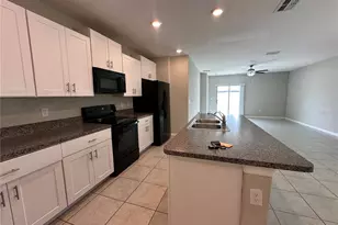 7157 Samuel Ivy Dr, Tampa, FL 33619 - Photo 7