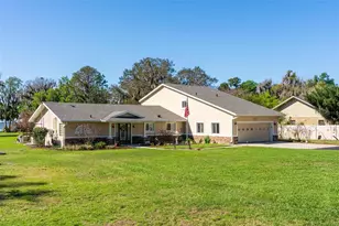 10220 Bumblebee Ln, Leesburg, FL 34788 - Photo 1
