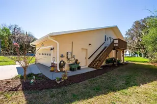 10220 Bumblebee Ln, Leesburg, FL 34788 - Photo 53