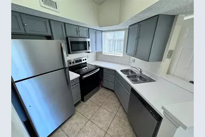 1932 Lake Atriums Circle #85, Orlando, FL 32839 - Photo 3