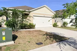 2816 Swooping Sparrow Dr, Saint Cloud, FL 34773 - Photo 9