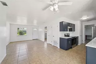 2313 Fleet Cir, Orlando, FL 32817 - Photo 7