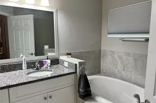 25107 SW 9th Ln, Newberry, FL 32669 - Photo 5