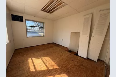 917 Locust Avenue, Orlando, FL 32809 - Photo 15