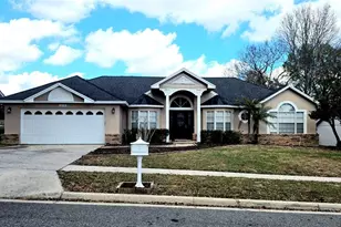 1218 Red Dandy Dr, Orlando, FL 32818 - Photo 1