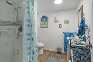 221 Avenue L NE, Winter Haven, FL 33881 - Photo 9