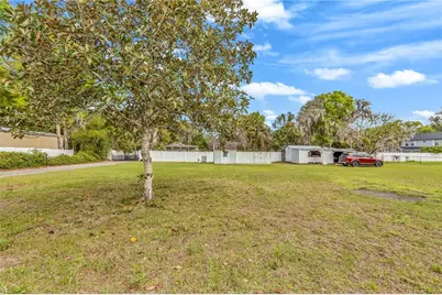 885 W Wisconsin Avenue, Orange City, FL 32763 - Photo 19