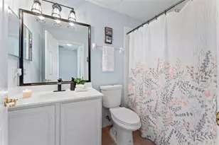 2440 Retreat View Cir, Sanford, FL 32771 - Photo 13