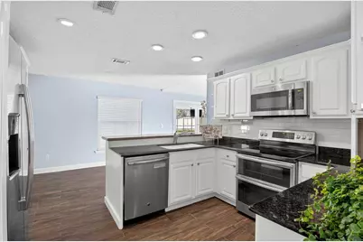 4472 Winderlakes Drive, Orlando, FL 32835 - Photo 13