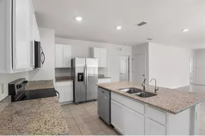 1038 Victoria Parc Avenue, Orange City, FL 32763 - Photo 5