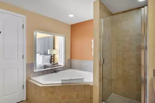 12539 Floridays Resort Dr, Orlando, FL 32821 - Photo 13
