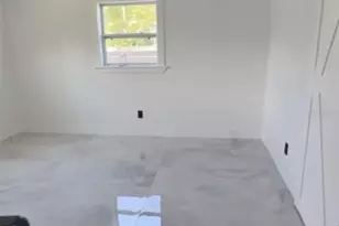 1766 Maryland Ave NE, Saint Petersburg, FL 33703 - Photo 11