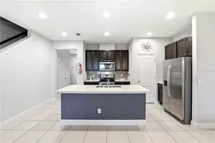 15381 Honeybell Dr, Winter Garden, FL 34787 - Photo 9