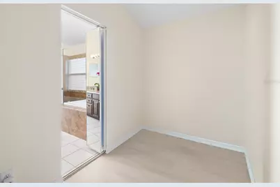 1240 Vinetree Drive, Brandon, FL 33510 - Photo 19